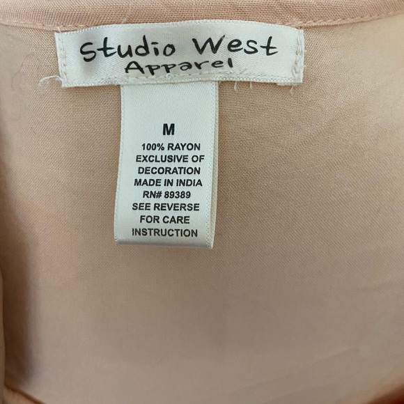 Crinkled Peach Tank - Picture 4 of 4